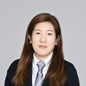 Shi Qingfen Cutting Department Director Shi Qingfen Cutting Department Director