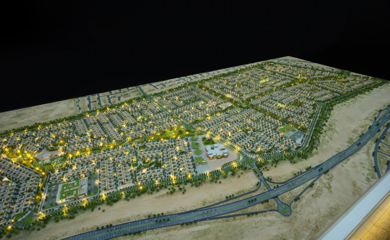 LED intergrated Masterplan Interactive architectural scale model with LED lighting for luxury real estate development sales gallery