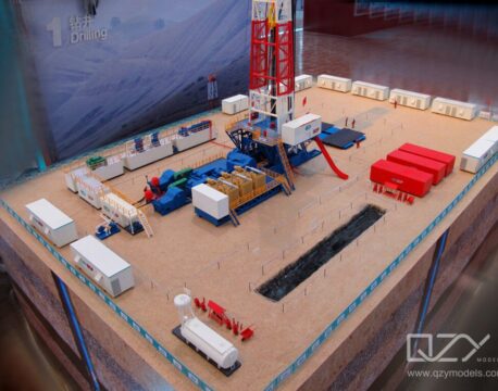 Demonstration of Oil Field Drilling and Production | Industrial Model Design | Construction site model |QZY : Architectural scale model maker Expert